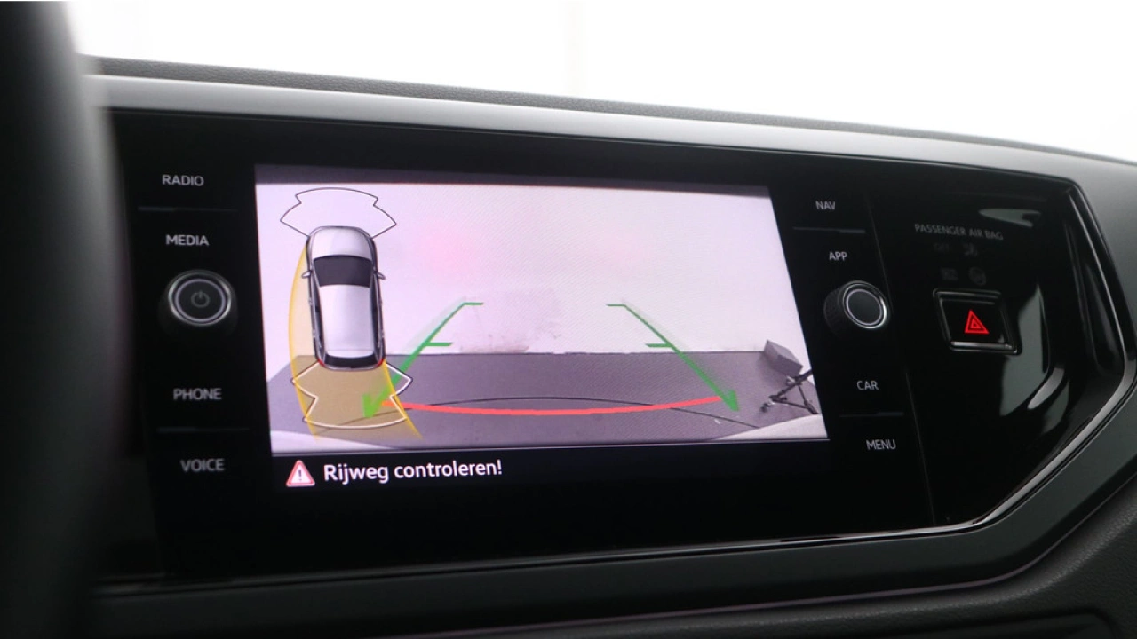 Volkswagen Polo 1.0 TSI 95pk DSG R-Line Navigatie matrix LED Panoramadak