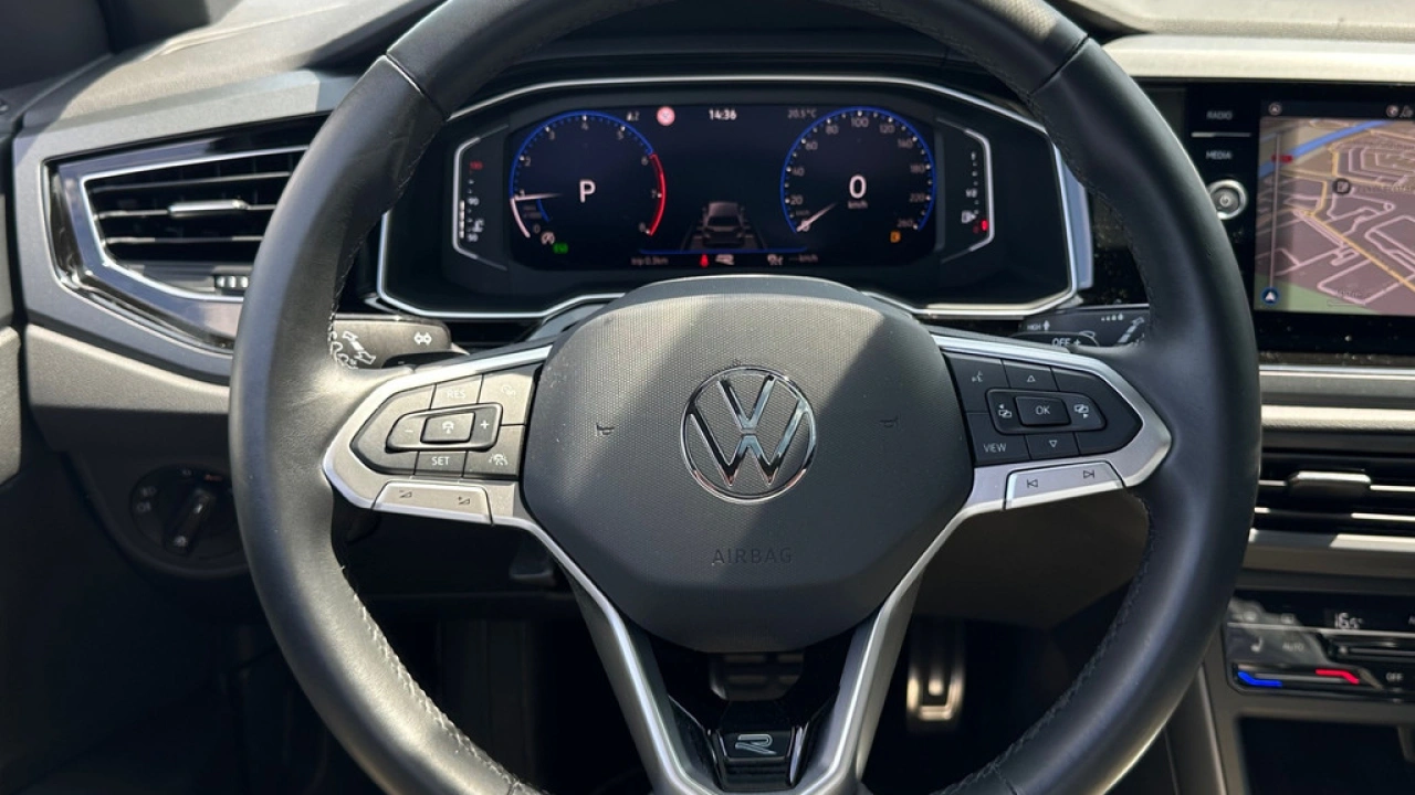 Volkswagen Polo 1.0 TSI 95pk DSG R-Line Navigatie matrix LED Panoramadak