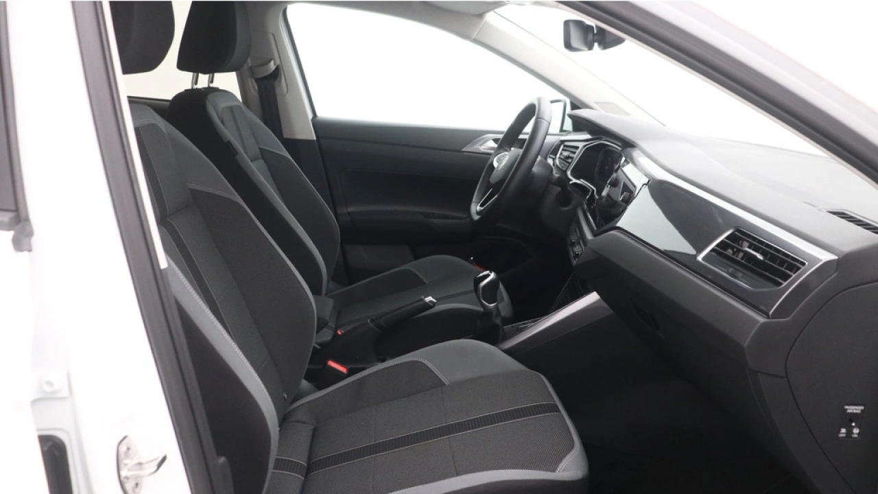 Volkswagen Polo 1.0 TSI 95pk Style Navigatie Matrix LED