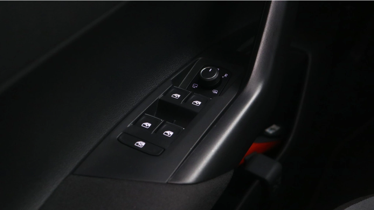Volkswagen Polo 1.0 TSI 95pk Style Navigatie Matrix LED