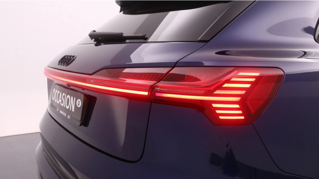 Audi e-tron 50 quattro Business edition 71 kWh | Sportstoelen | 23