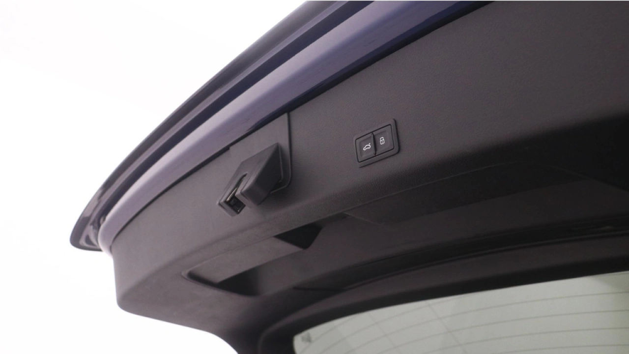 Audi e-tron 50 quattro Business edition 71 kWh | Sportstoelen | 23
