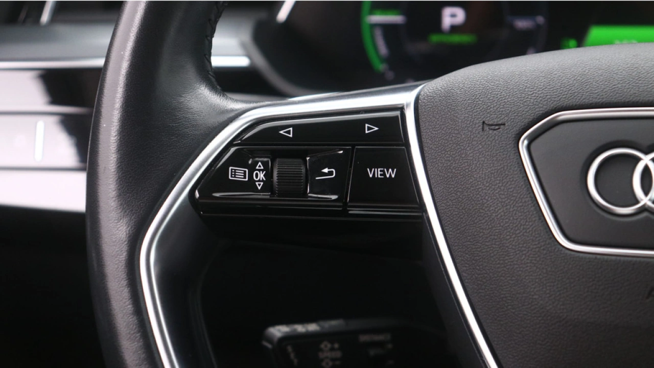 Audi e-tron 50 quattro Business edition 71 kWh | Sportstoelen | 23