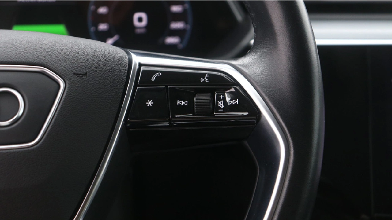Audi e-tron 50 quattro Business edition 71 kWh | Sportstoelen | 23