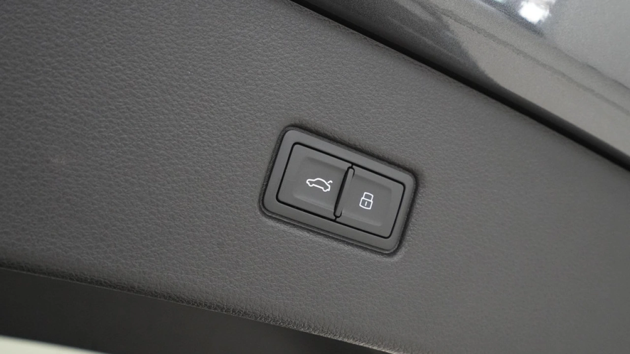 Audi Q5 Sportback 55 TFSI e 367pk S edition Competition