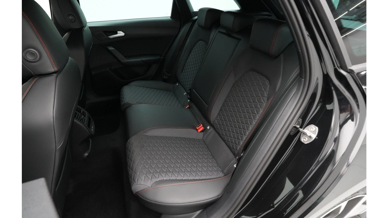 SEAT Leon Sportstourer FR Business - eHybrid