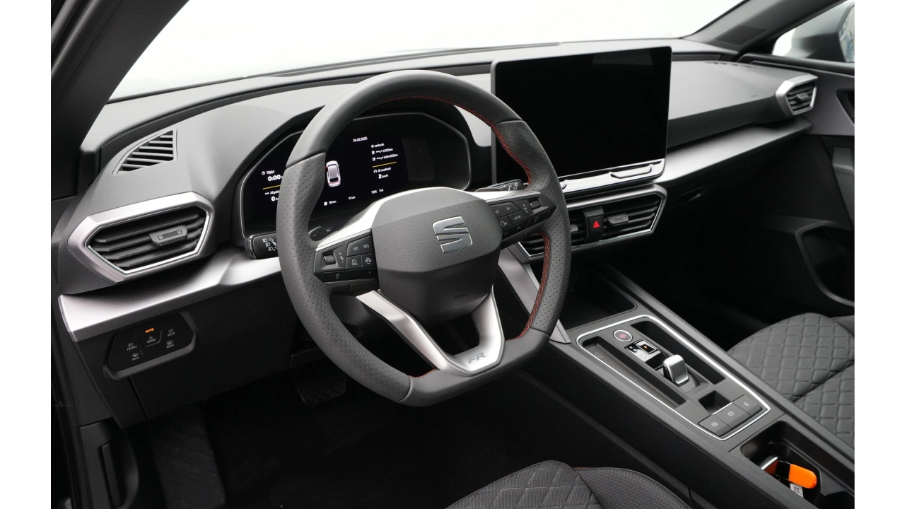SEAT Leon Sportstourer FR Business - eHybrid