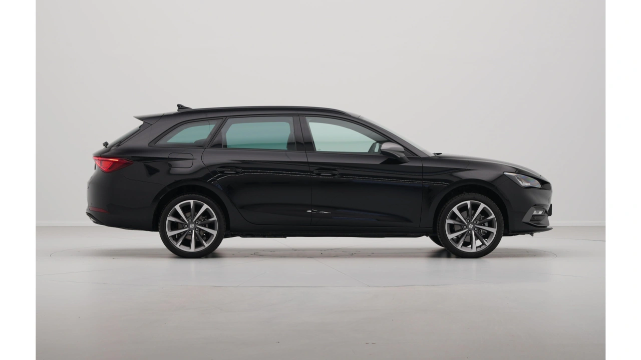 SEAT Leon Sportstourer FR Business - eHybrid