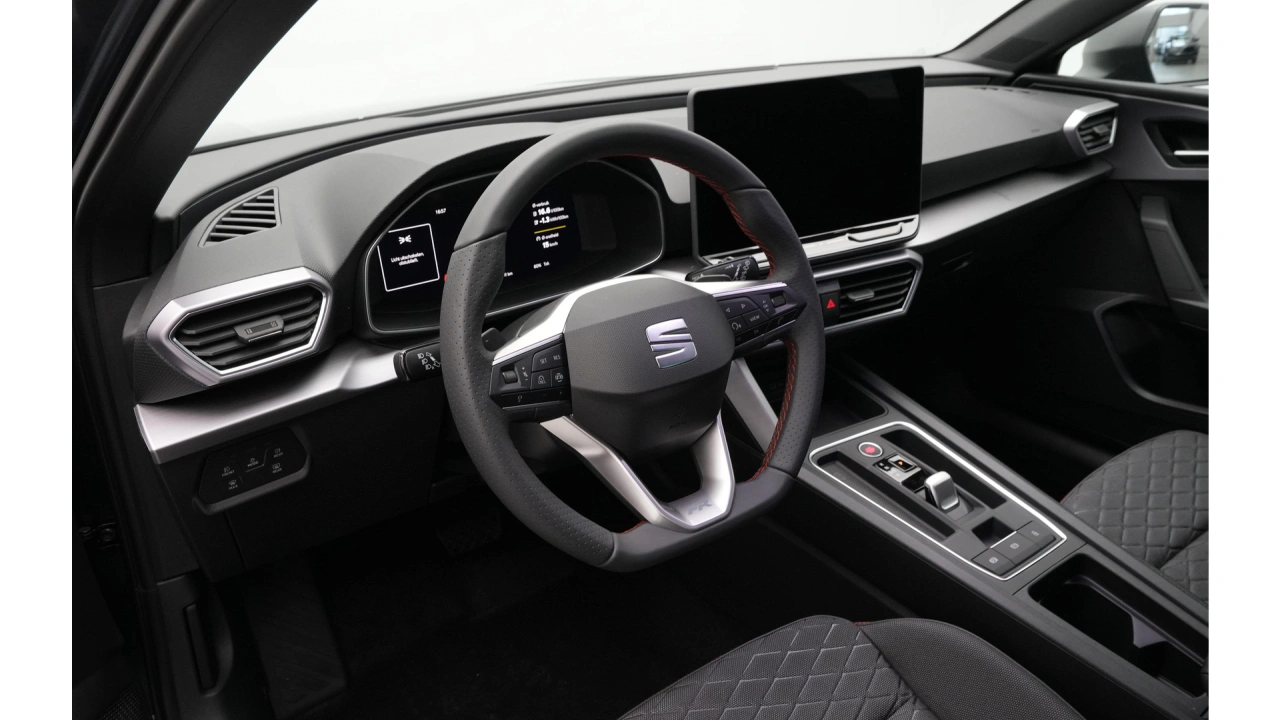 SEAT Leon Sportstourer FR Business - eHybrid