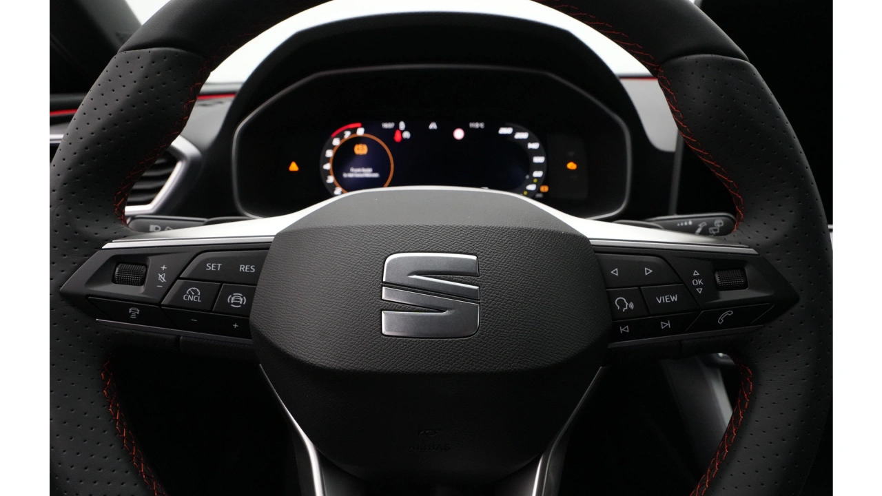 SEAT Leon Sportstourer FR Business - eHybrid
