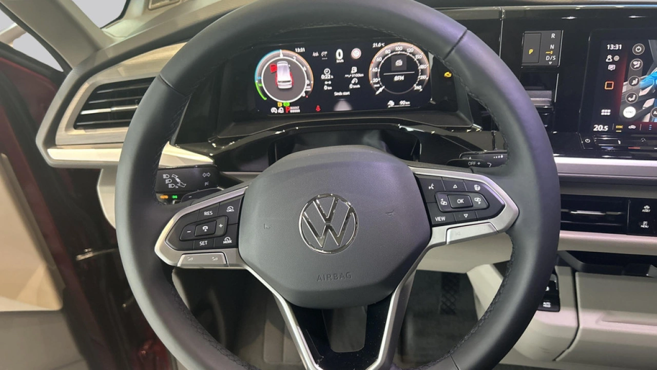 Volkswagen Multivan L2H1 1.5TSI PHEV eHybrid 245pk DSG 4MOTION Bulli-Edition