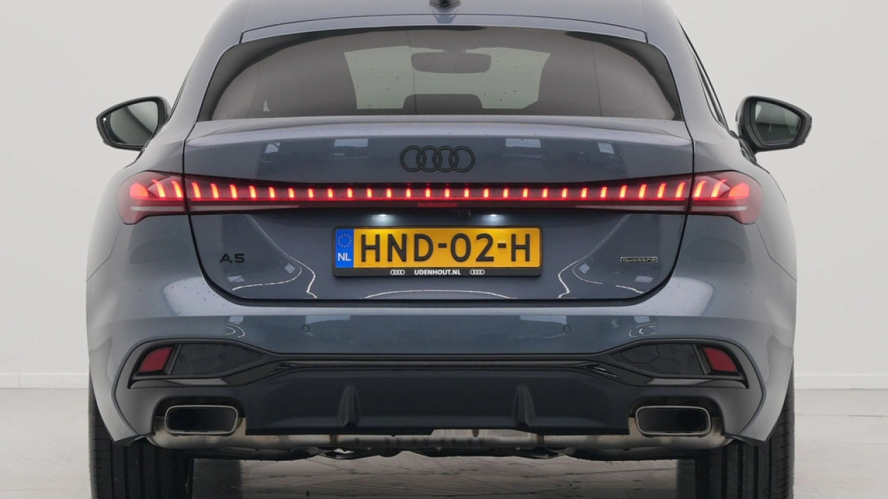 Audi A5 Limousine 2.0 e-hybrid quattro S edition
