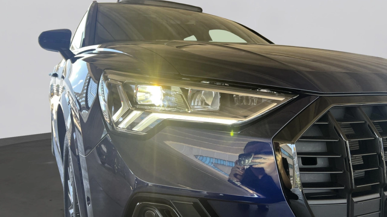 Audi Q3 45 TFSI e 245Pk S edition / Panodak / Sfeerverlichting / Stoelverwarming