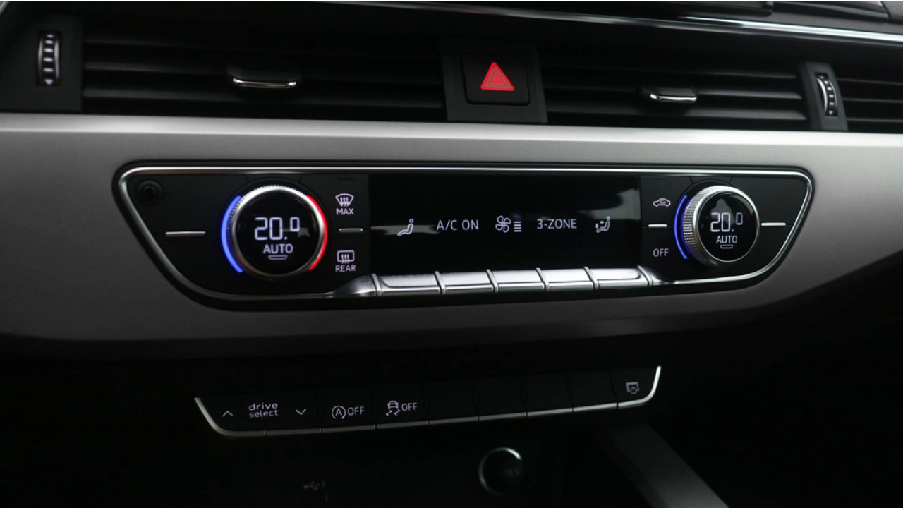 Audi A4 Avant 35 TFSI Advanced Edition | Trekhaak | PDC | Carplay |