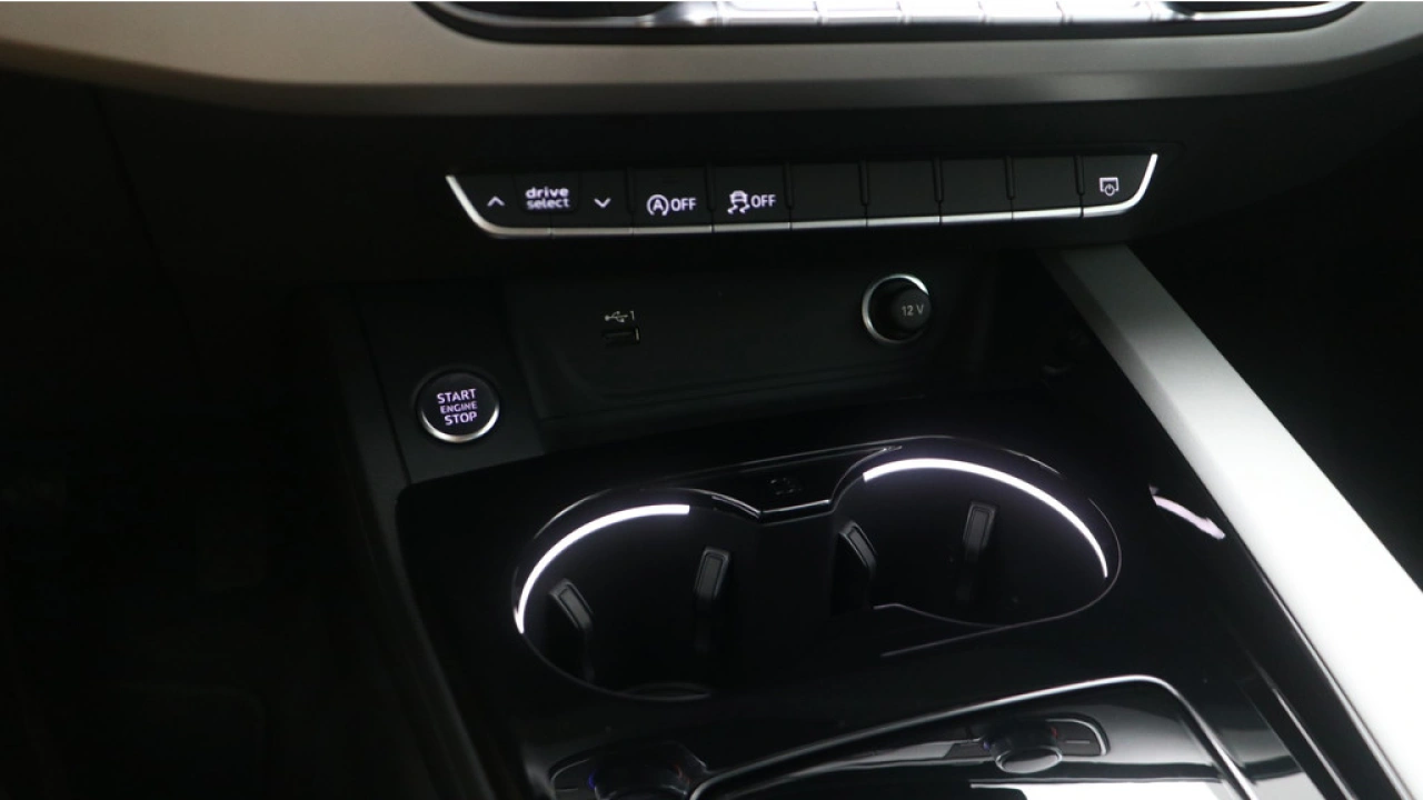 Audi A4 Avant 35 TFSI Advanced Edition | Trekhaak | PDC | Carplay |