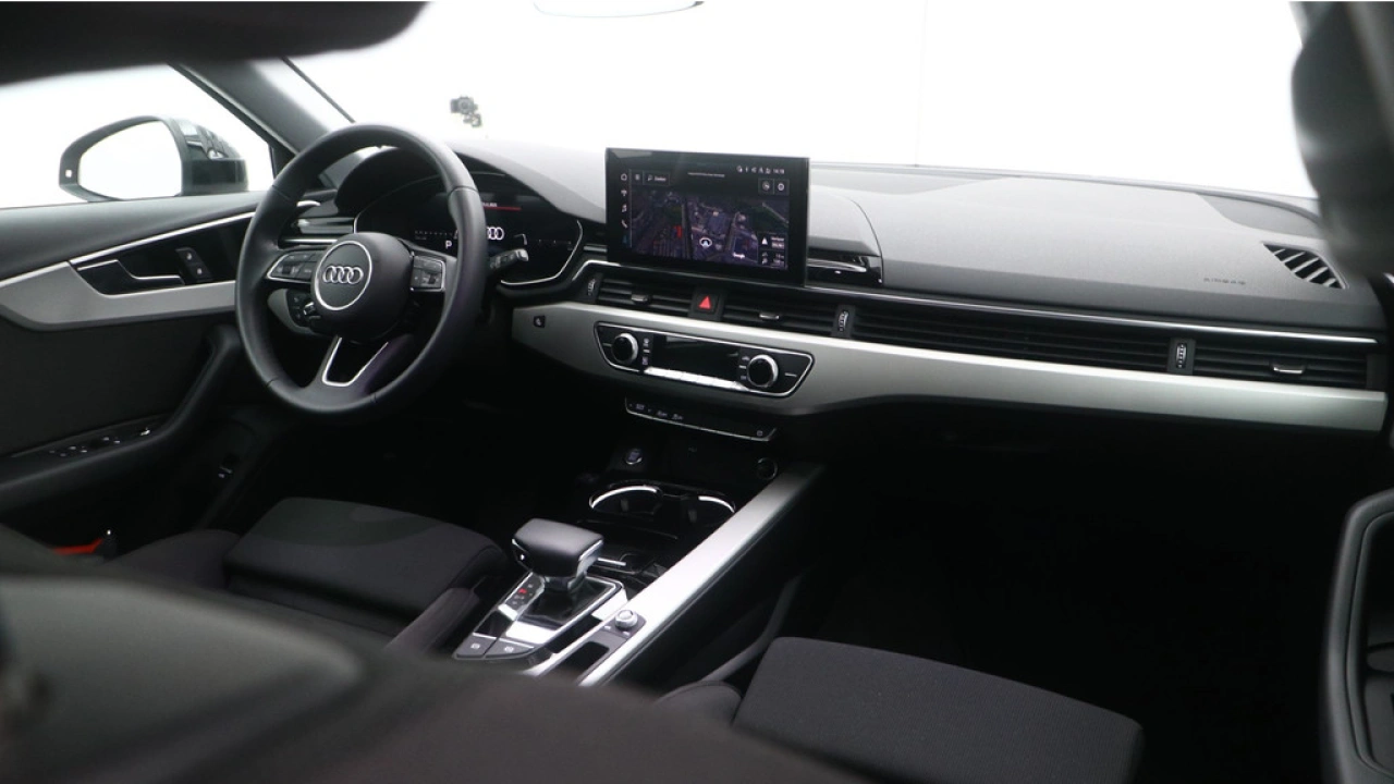 Audi A4 Avant 35 TFSI Advanced Edition | Trekhaak | PDC | Carplay |