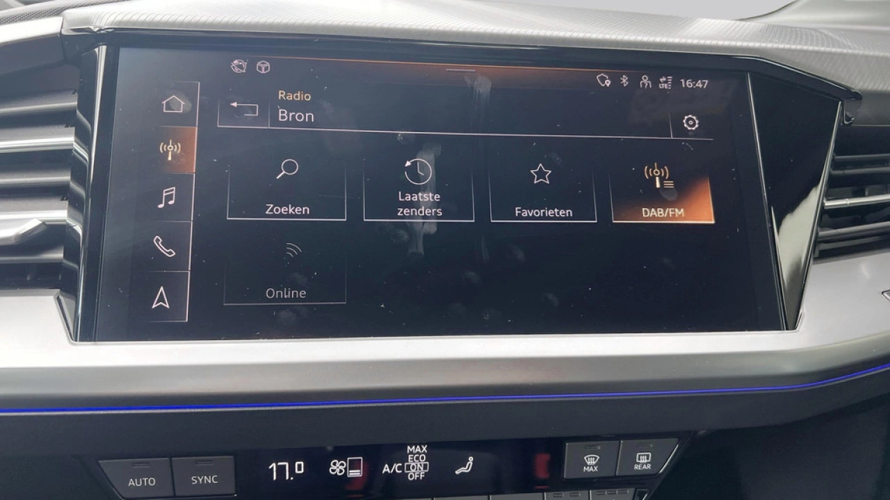 Audi Q4 e-tron 40 Advanced Edition 204Pk / Parkeerhulp V+A / Sfeerverlichting