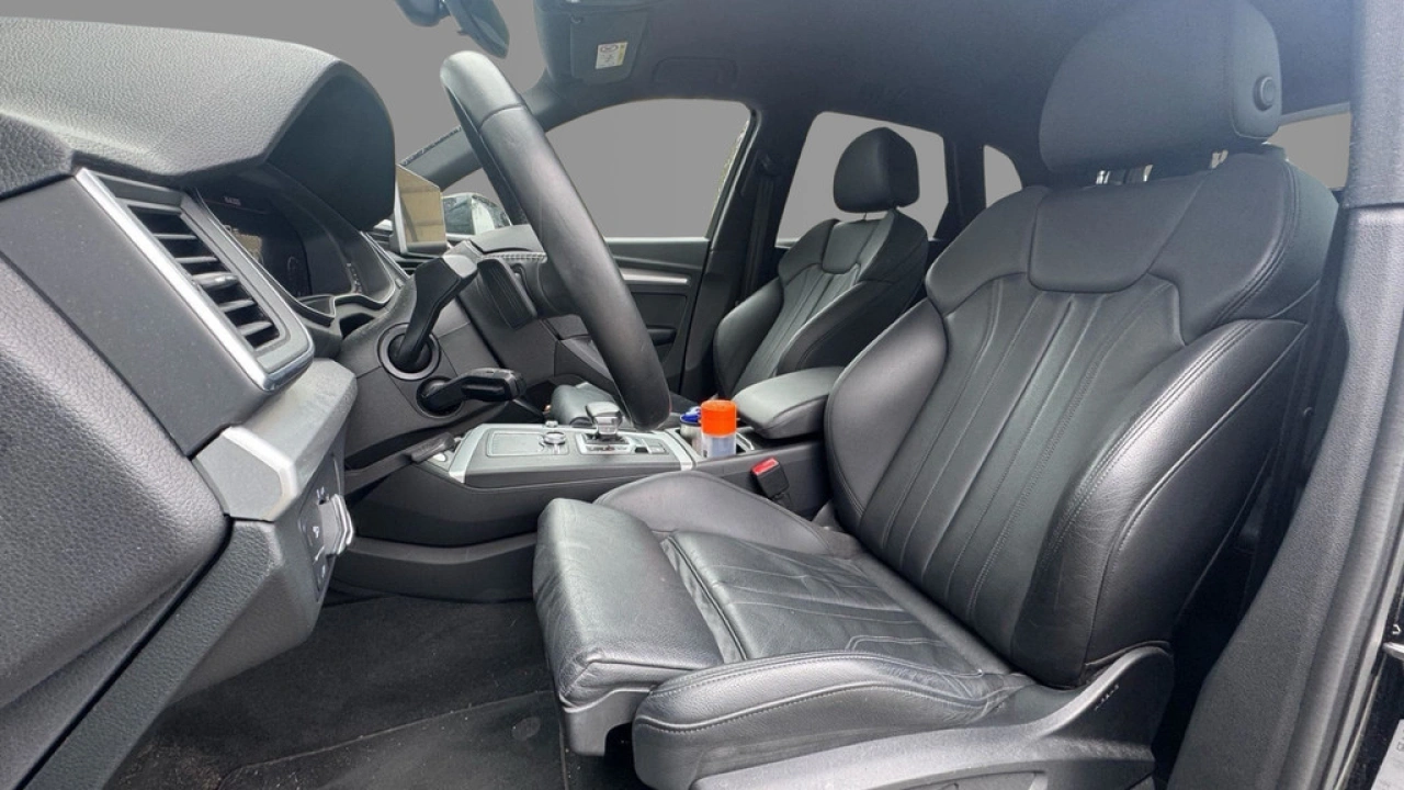 Audi Q5 50 TFSI e quattro 299pk S edition / PDC V+A / Achteruitrijcamera / Stoelverwarming