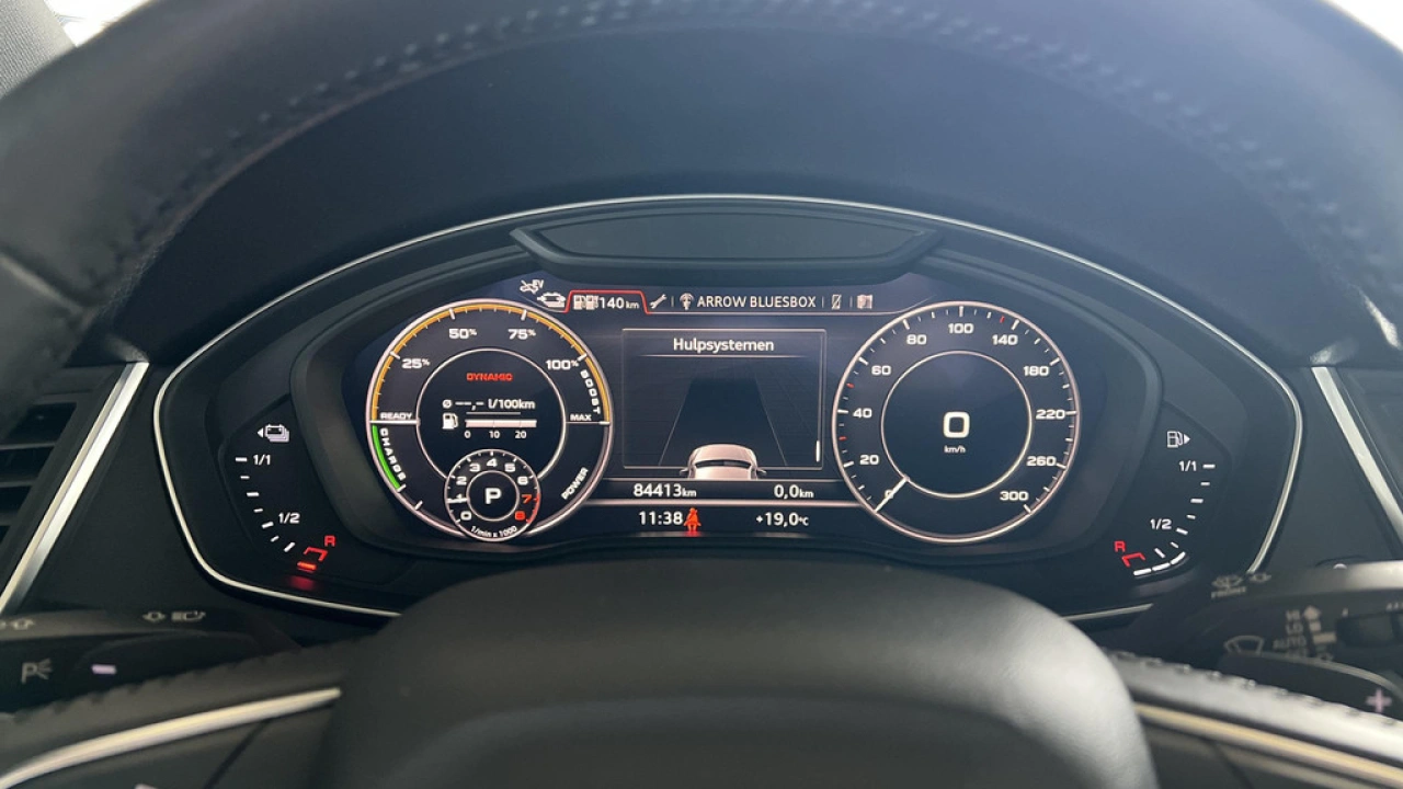 Audi Q5 50 TFSI e quattro 299pk PHEV S edition / PDC V+A / Achteruitrijcamera / Stoelverwarming