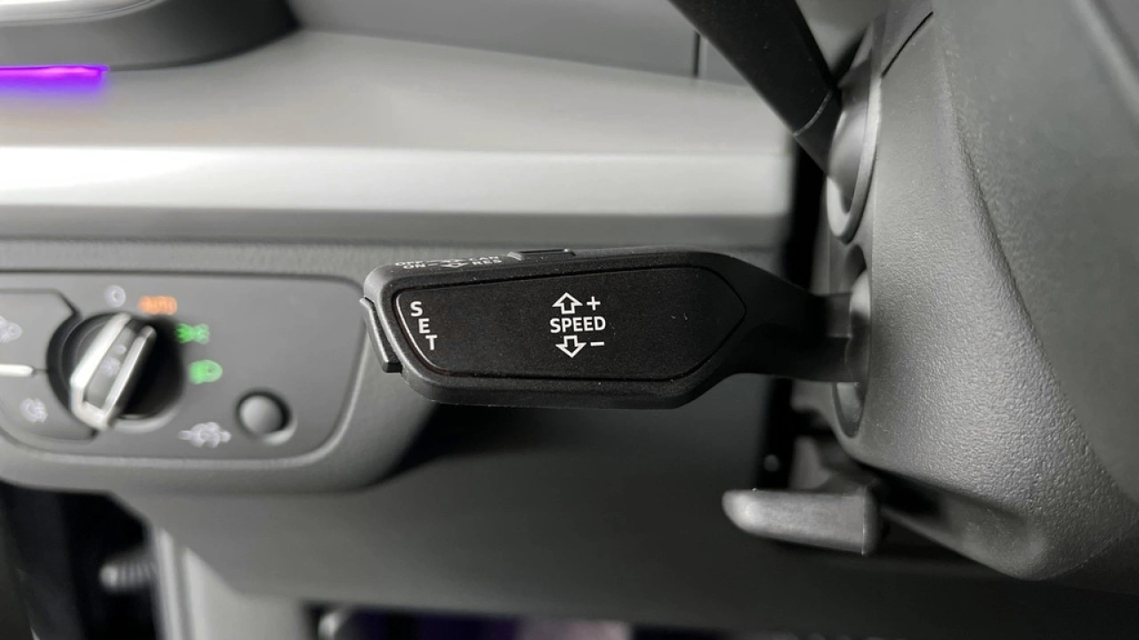 Audi Q5 50 TFSI e quattro 299pk PHEV S edition / PDC V+A / Achteruitrijcamera / Stoelverwarming