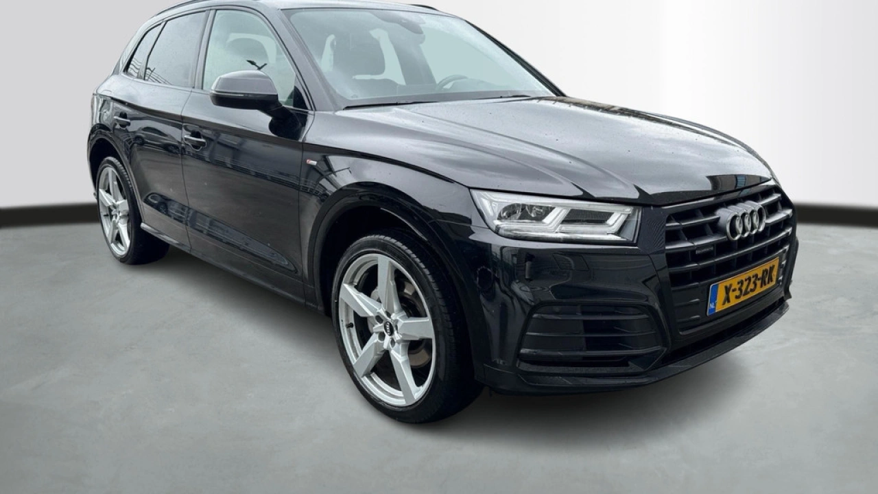 Audi Q5 50 TFSI e quattro 299pk S edition / PDC V+A / Achteruitrijcamera / Stoelverwarming