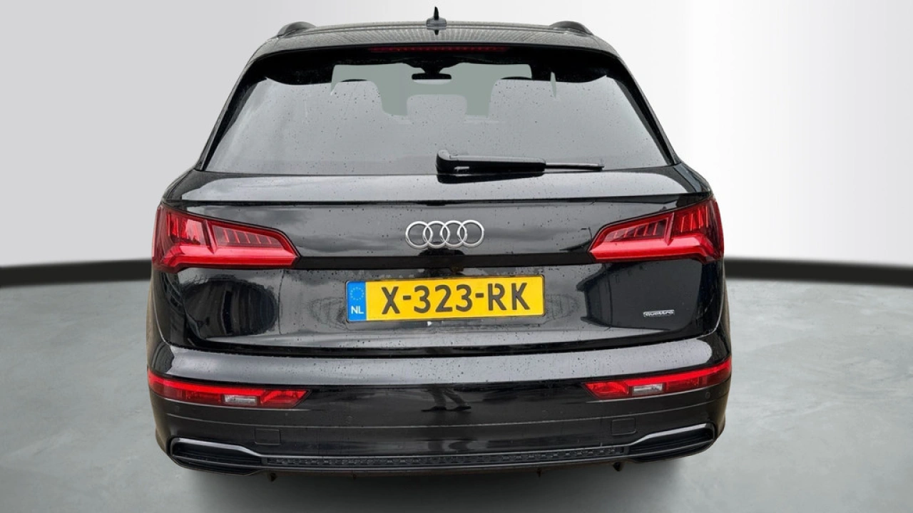 Audi Q5 50 TFSI e quattro 299pk S edition / PDC V+A / Achteruitrijcamera / Stoelverwarming