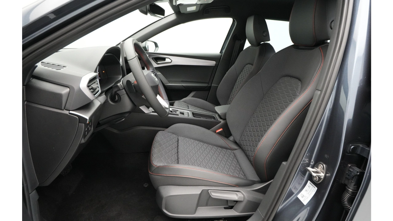 SEAT Leon Sportstourer FR Business - eHybrid