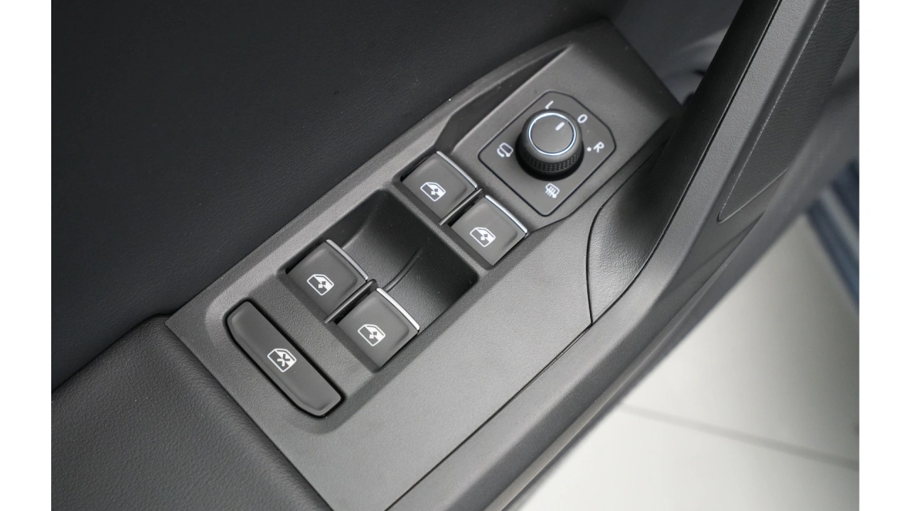 SEAT Leon Sportstourer FR Business - eHybrid