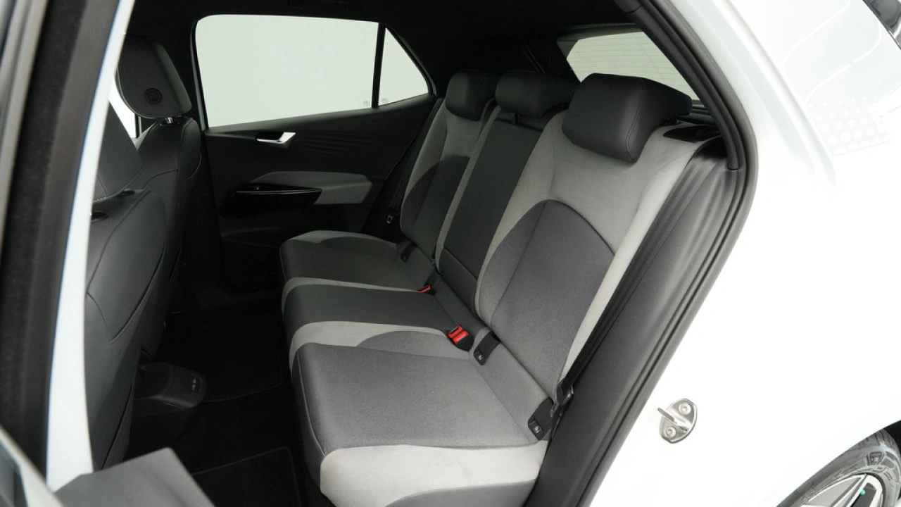 Volkswagen ID.3 First Plus 58 kWh 204pk