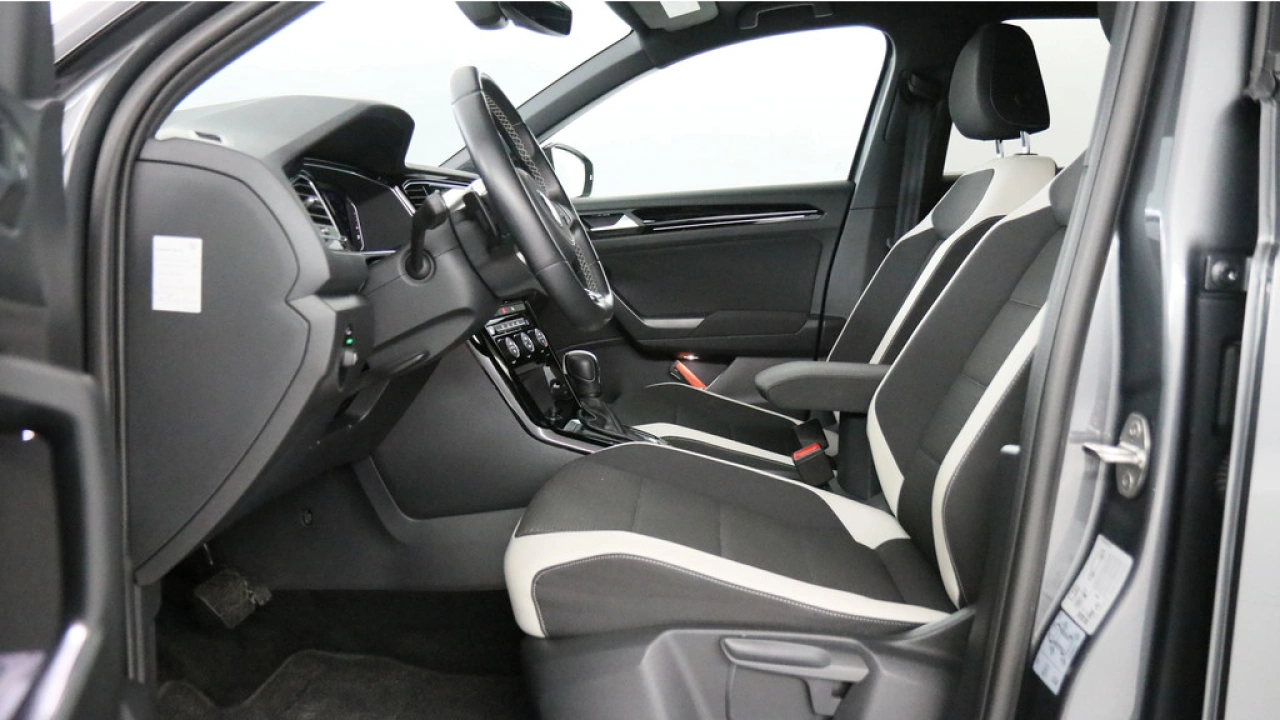 Volkswagen T-Roc 1.5 TSI Sport Automaat | Black Style |
