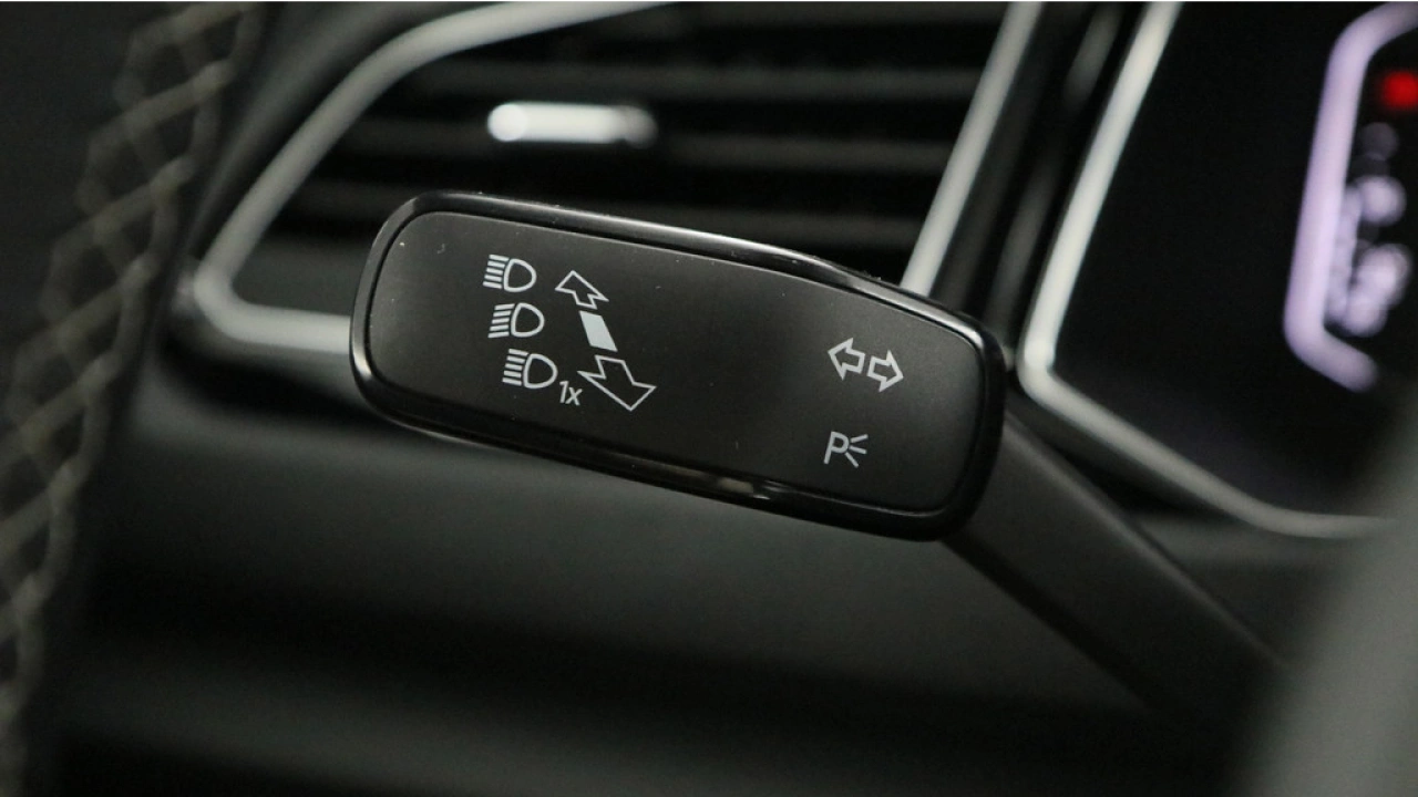 Volkswagen T-Roc 1.5 TSI Sport Automaat | Black Style |