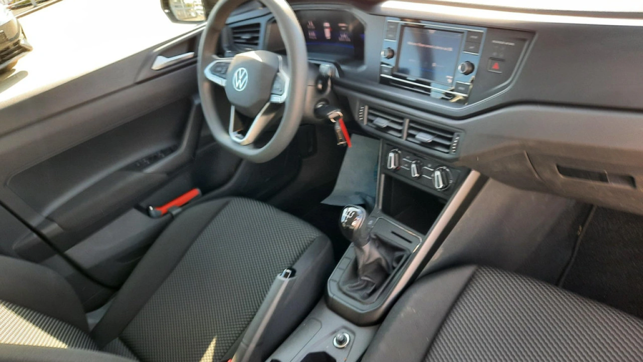 Volkswagen Polo 1.0 MPI Polo | Airco | App Connect | All Seasonbanden | VERWACHT