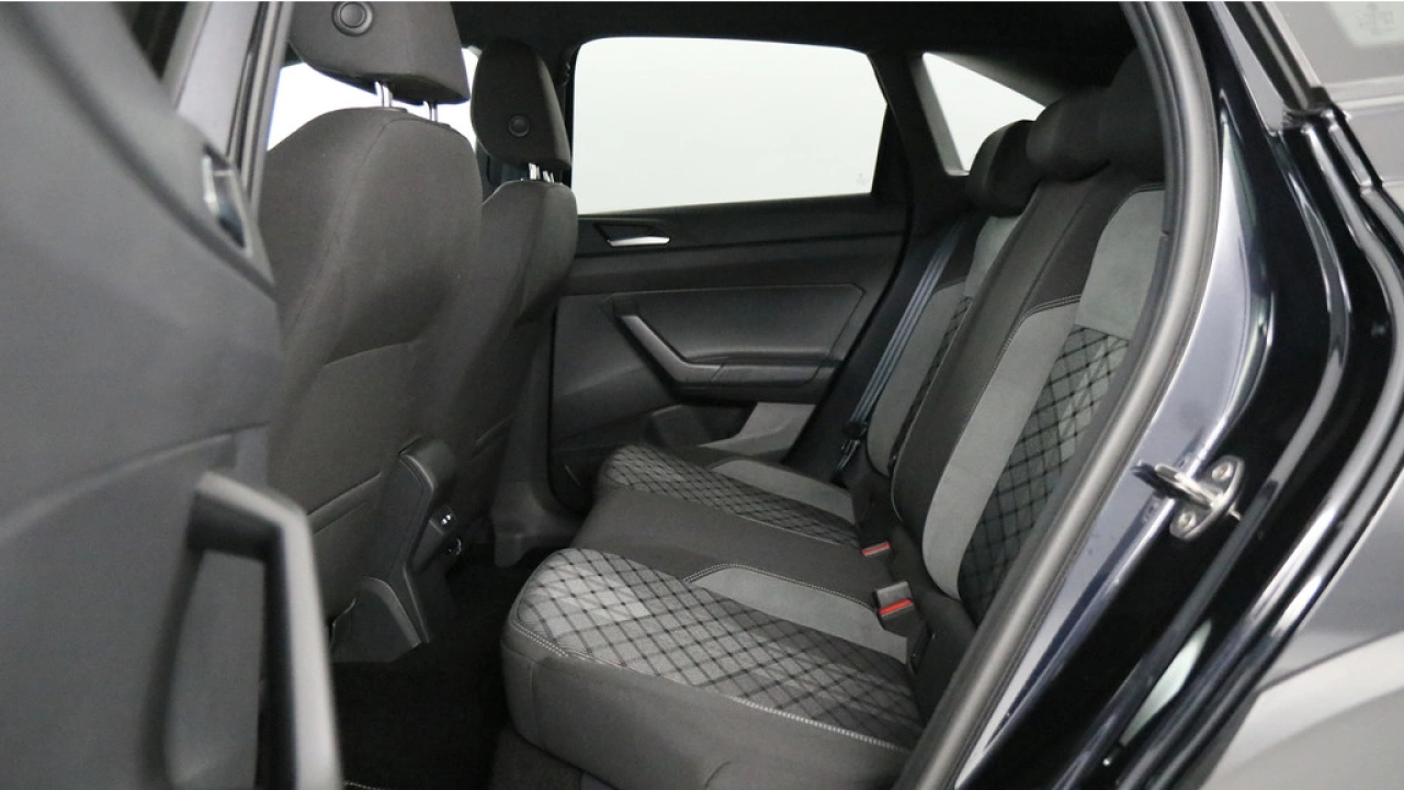 Volkswagen Taigo 1.0 TSI 110pk R-Line DSG