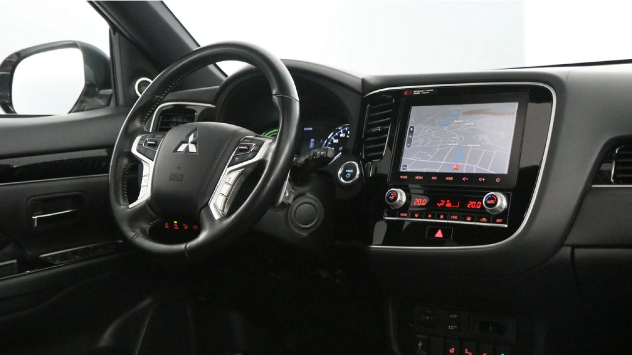 Mitsubishi Outlander 2.4 PHEV Instyle