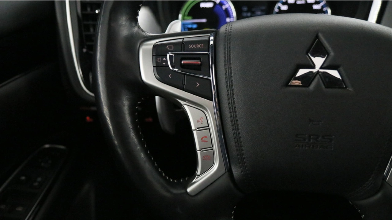 Mitsubishi Outlander 2.4 PHEV Instyle
