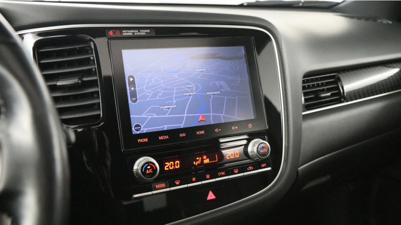 Mitsubishi Outlander 2.4 PHEV Instyle