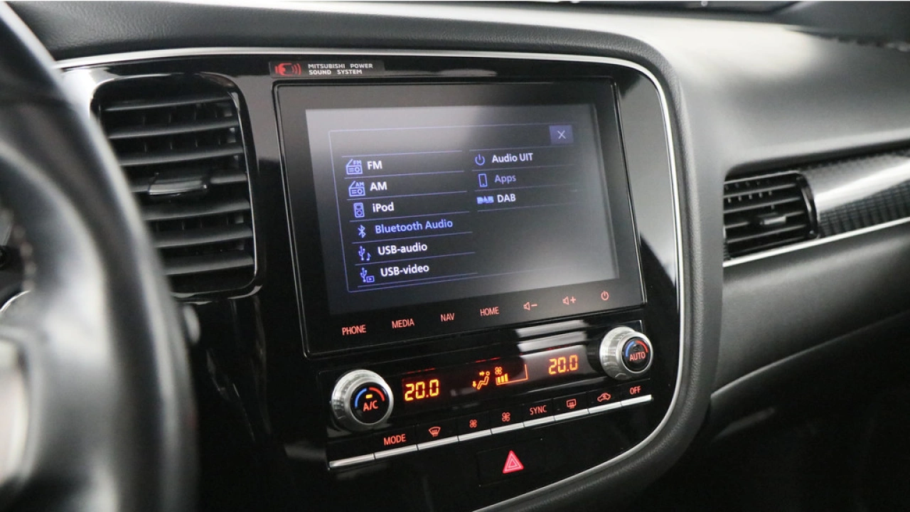 Mitsubishi Outlander 2.4 PHEV Instyle