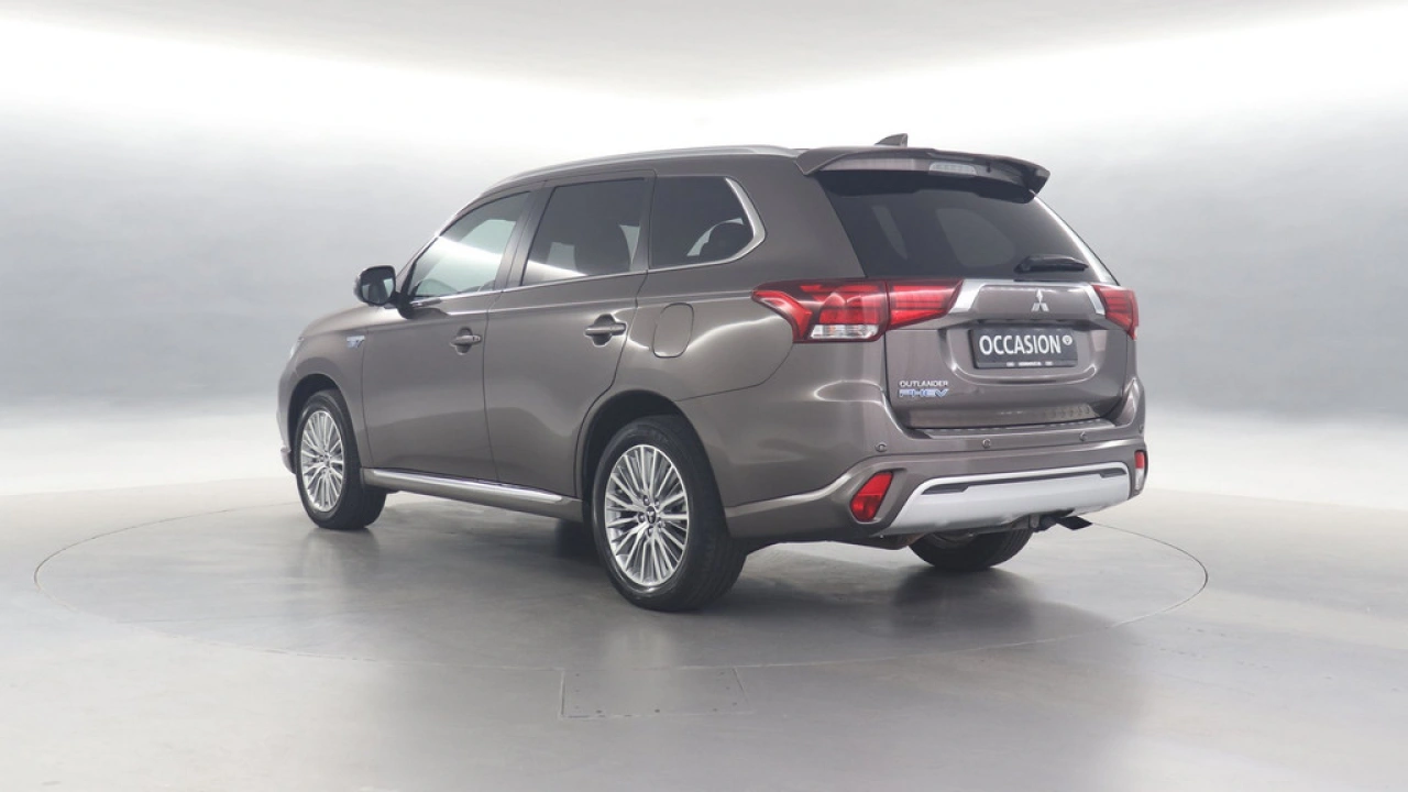 Mitsubishi Outlander 2.4 PHEV Instyle