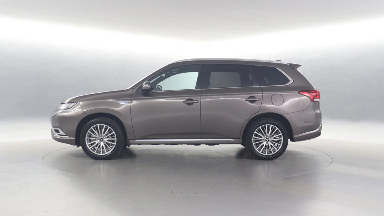 Mitsubishi Outlander 2.4 PHEV Instyle