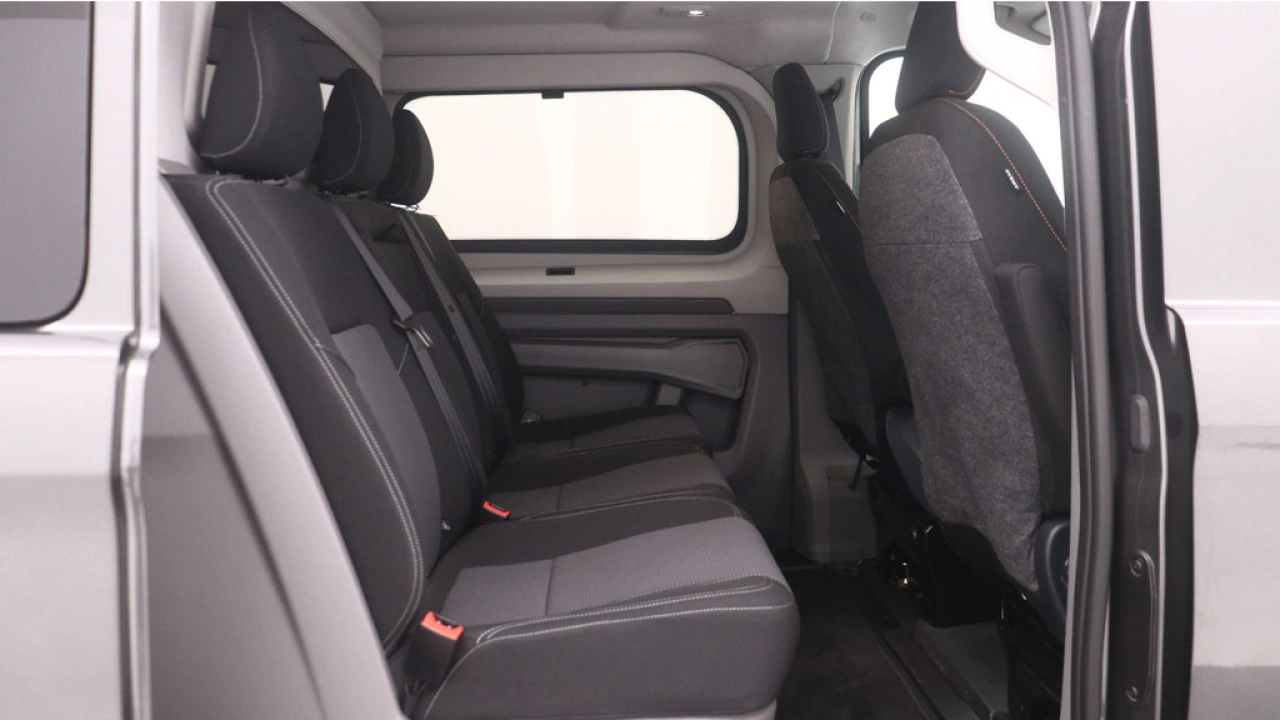 VW Bedrijfswagens Transporter L2H1 Dubbel Cabine 2.0 TDI 170pk Automaat 4MOTION 3.0T PanAmericana