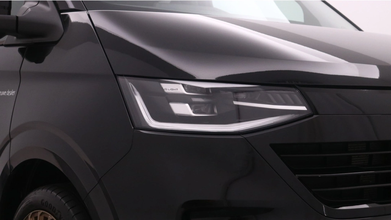 VW Bedrijfswagens Transporter 2.0 TDI L2H1 30 Bulli Dubbele Cabine