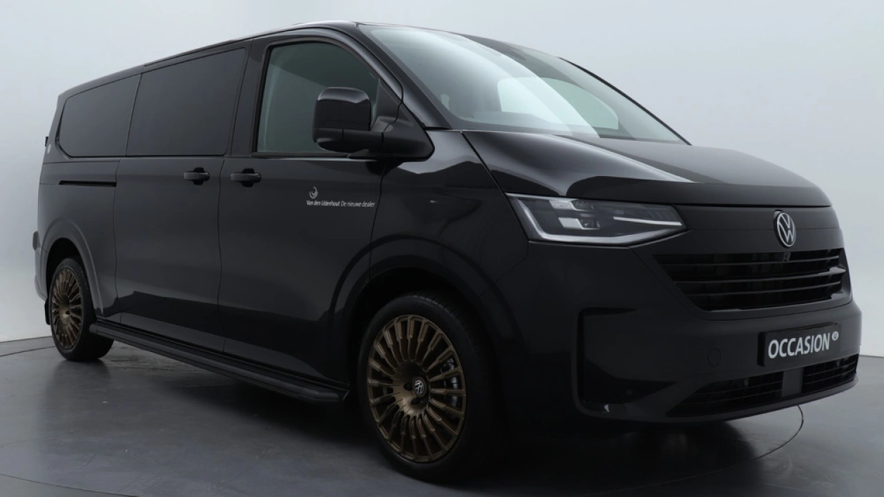 VW Bedrijfswagens Transporter 2.0 TDI L2H1 30 Bulli Dubbele Cabine