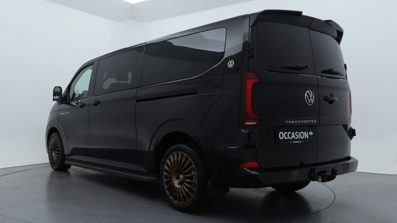 VW Bedrijfswagens Transporter 2.0 TDI L2H1 30 Bulli Dubbele Cabine