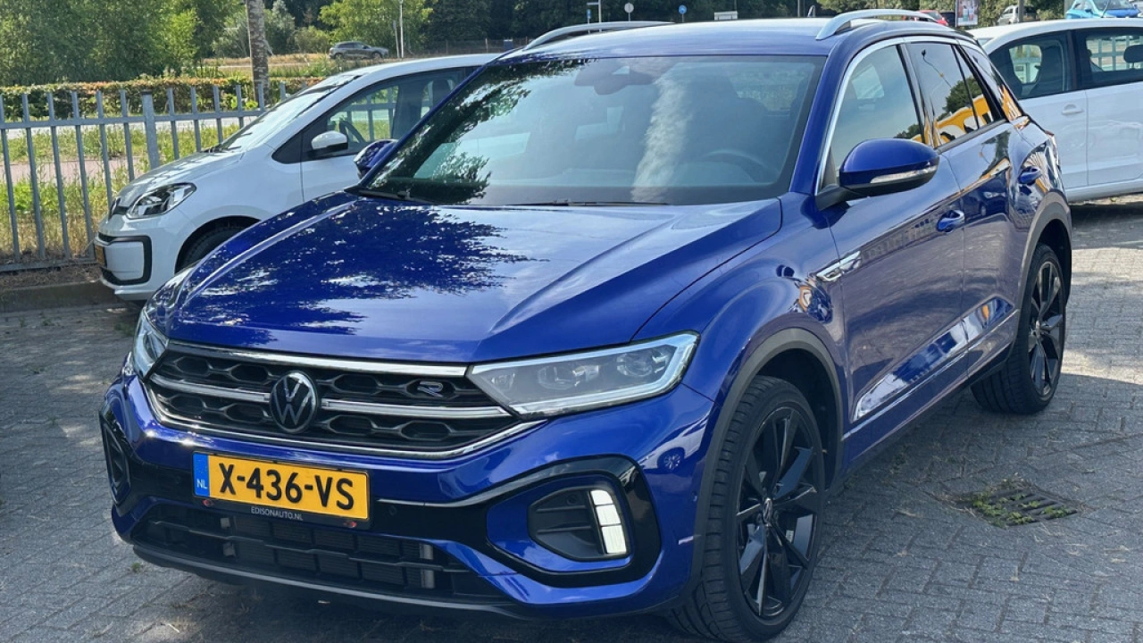 Volkswagen T-Roc 1.5 TSI 150pk DSG R-Line Leder Navigatie