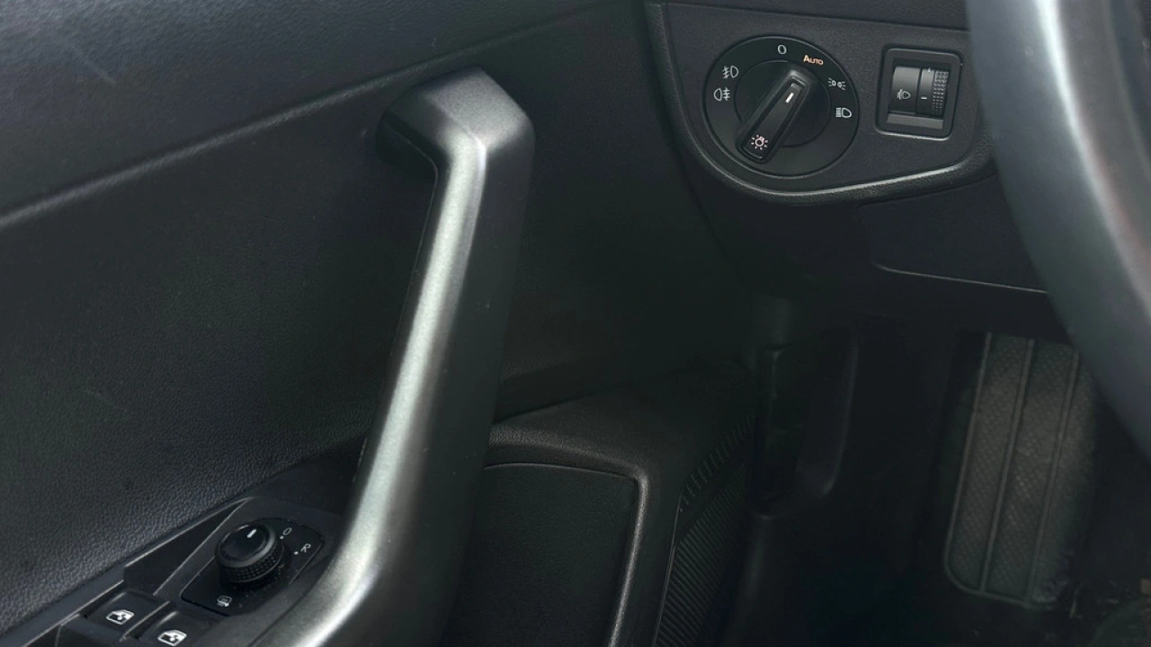 Volkswagen Polo 1.0 MPI 80pk Comfortline Navigatie Airco