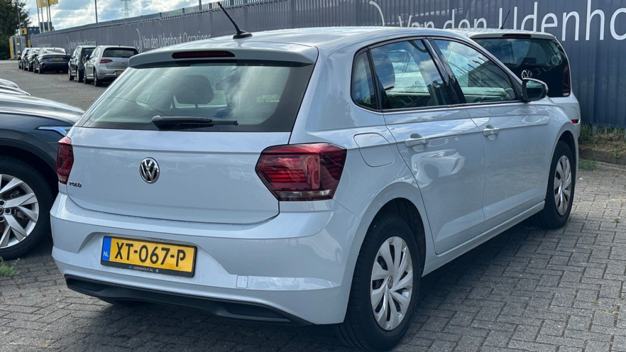 Volkswagen Polo 1.0 MPI 80pk Comfortline Navigatie Airco
