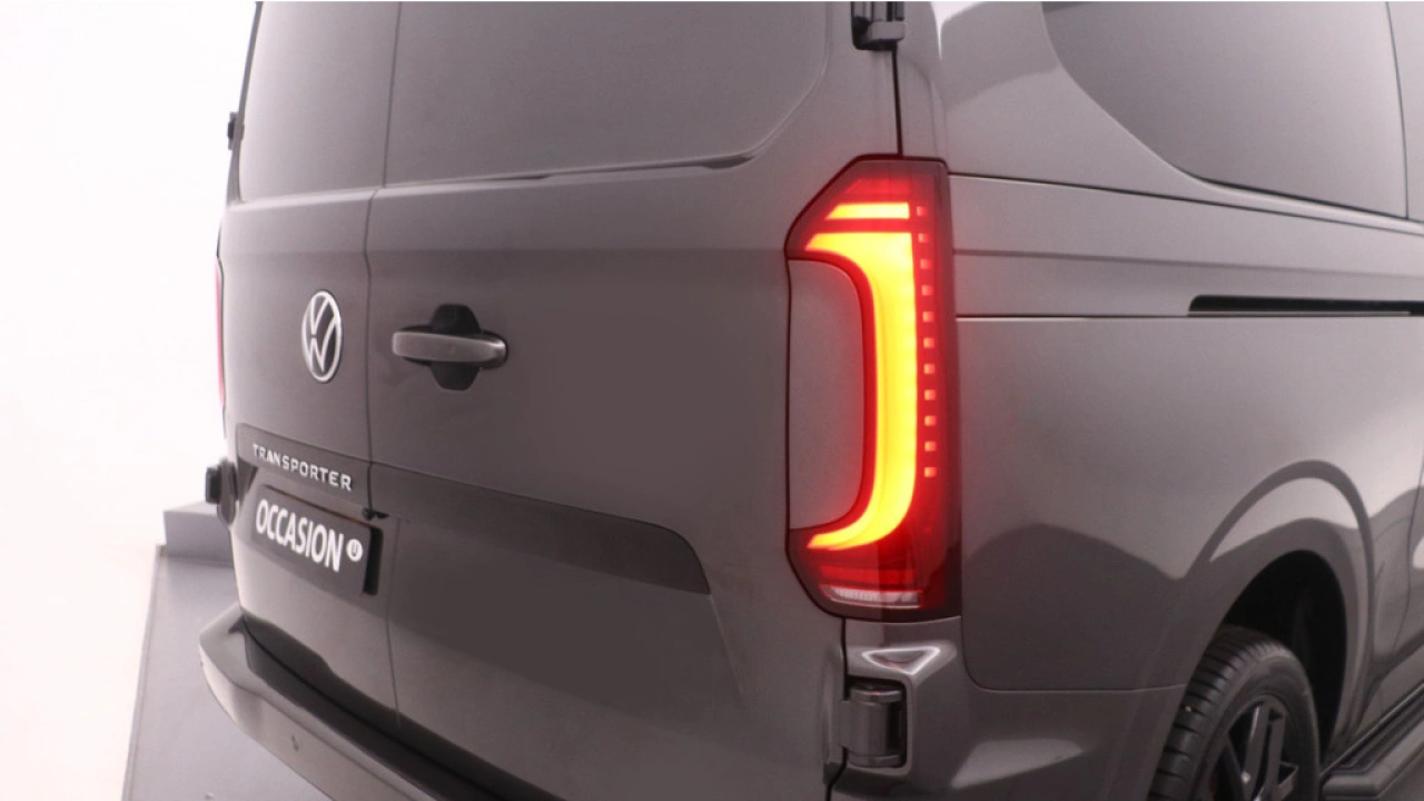 VW Bedrijfswagens Transporter L2H1 2.0 TDI 170pk Automaat Bulli-Intro