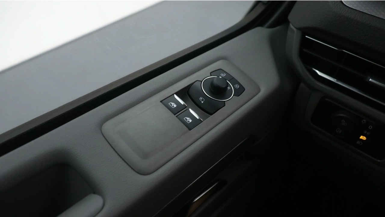 VW Bedrijfswagens Transporter L2H1 2.0 TDI 170pk Automaat Bulli-Intro