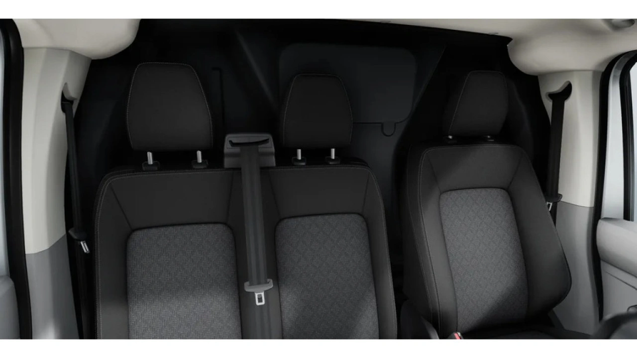 VW Bedrijfswagens E-Transporter L2H1 64kWh 136pk RWD 3.2T