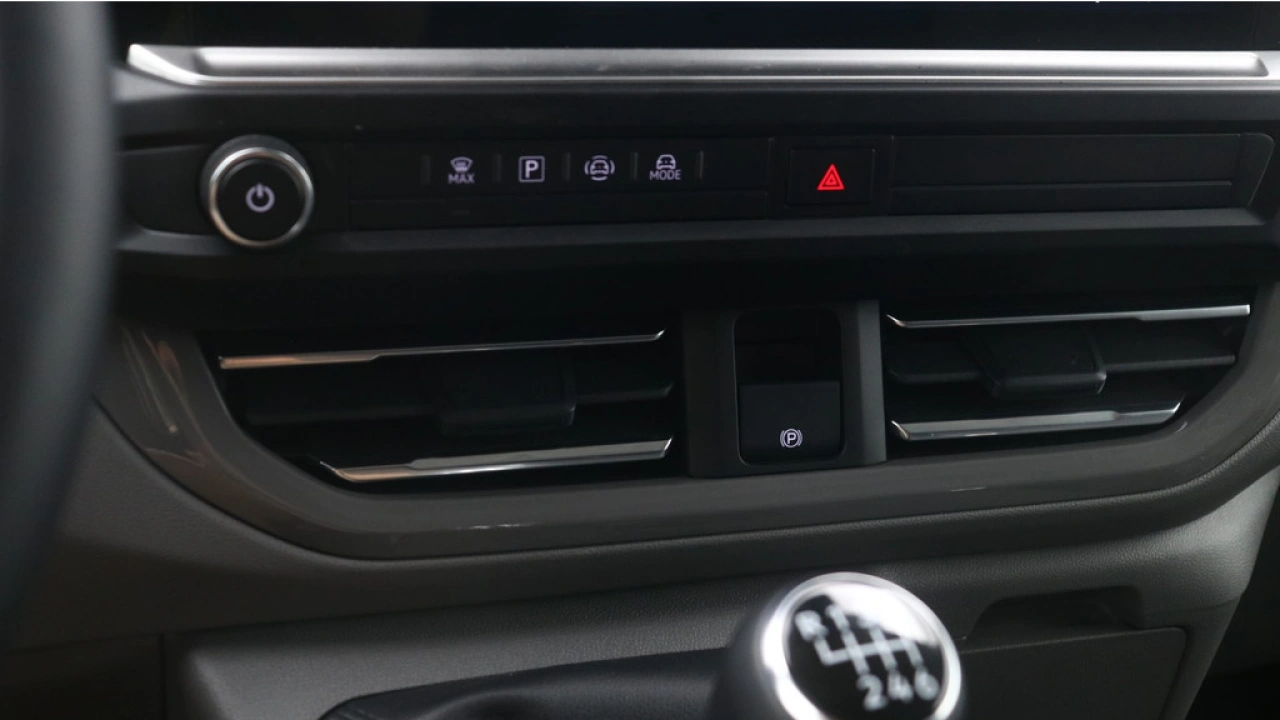 VW Bedrijfswagens Transporter L1H1 2.0 TDI 110pk Life-Intro